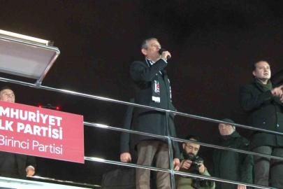 CHP Genel Başkanı Özel: "İstanbul aynı anda en çok metro inşaatının olduğu il oldu"