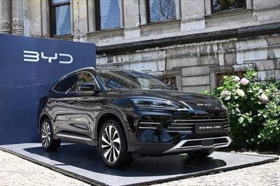 Çinli BYD, elektrikli araç satışlarında dünya lideri oldu