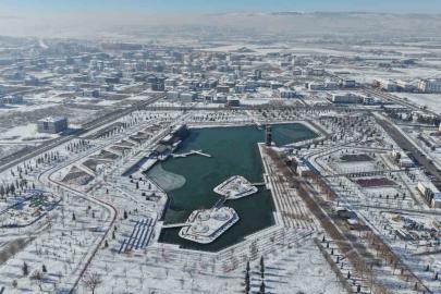 Çorum’da kar kartpostallık görüntüler oluşturdu