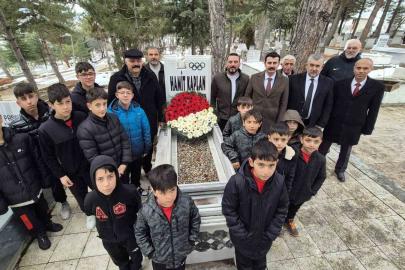 Dünya ve Olimpiyat Şampiyonu Hamit Kaplan, vefatının 50. yılında anıldı