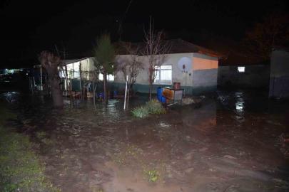 Edirne’de sağanak yağış, su baskınlarına yol açtı