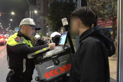 Ehliyet yetersizliği gerekçesiyle ceza yiyen üniversite öğrencisi: "Şu an duygu falan kalmadı bende, bu borcu nasıl ödeyeceğimi düşünüyorum"