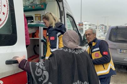 Elazığ’da sitede doğal gaz zehirlenmesi: 1’i çocuk 6 kişi hastaneye kaldırıldı