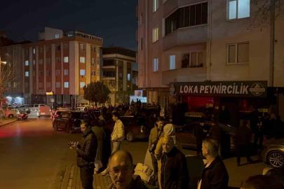 Gebze’de 5 katlı apartmanın girişinde çökme oluştu: Vatandaşlar tahliye edildi