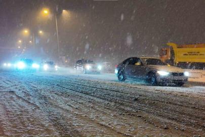 İBB yılın ilk kar mesaisinde sınıfta kaldı