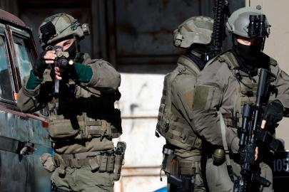 İsrail'den Gazze'ye saldırı, Batı Şeria'ya baskın