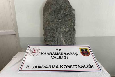 Kahramanmaraş’ta Bizans dönemine ait mezar taşı ele geçirildi: 3 gözaltı