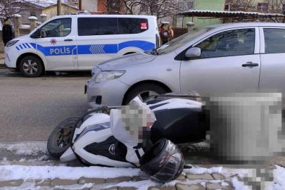 Karaman’da otomobille motokurye çarpıştı: 1 yaralı