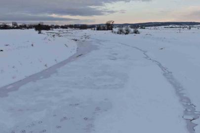 Kastamonu buz kesti: Dereler, barajlar ve göletler dondu