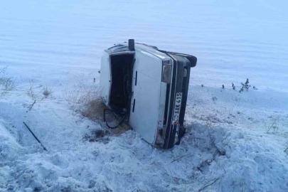 Kaygan zemin kazaya neden oldu: 1 yaralı