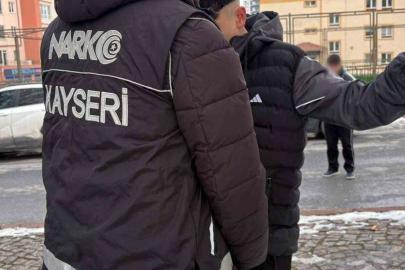 Kayseri’de okulla ilgisi olmayan 12 şahıs sorgulandı