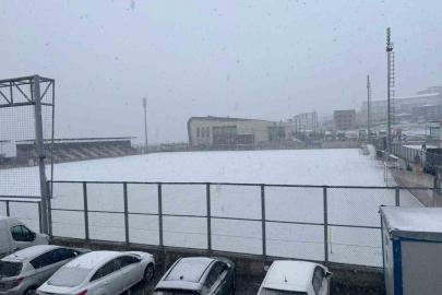 Kocaeli 2. Amatör Lig’de kar engeli