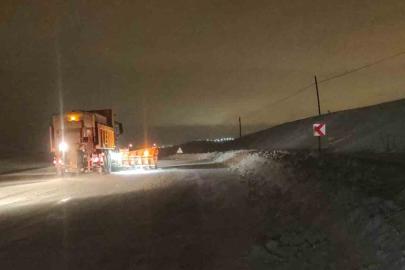 Kurubaş Geçidi ulaşıma kapatıldı
