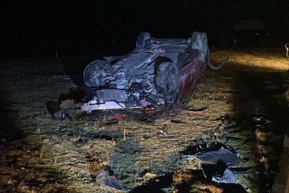 Otomobiller kavşakta çarpıştı: 4 yaralı