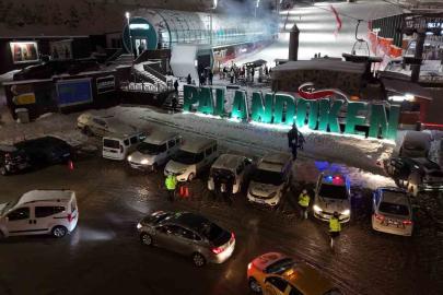 Palandöken Kayak Merkezi’nde jandarma ve polis ekipleri yoğun güvenlik önlemi aldı