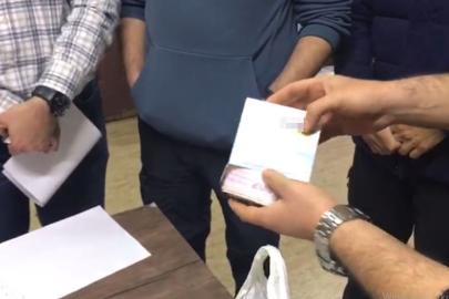 Sağlık çalışanı bulduğu parayı hasta yakınlarına teslim etti