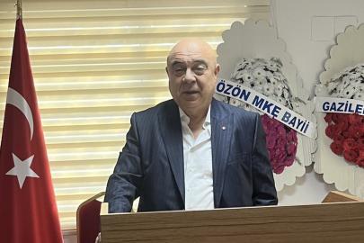 Samsun Bakkallar ve Her Çeşit Bayiler Esnaf Odası’nda başkanlığa Turan Özön seçildi