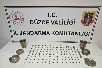 Tarihi eserleri 120 bin dolara satacaktı