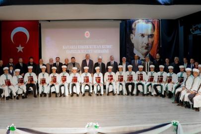 Tavşanlı’da 19 hafız belgelerini aldı