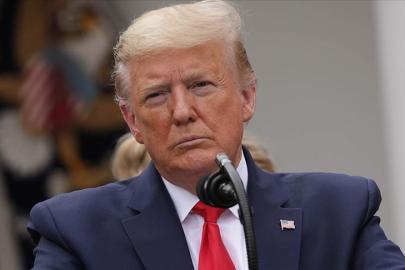 Trump İranlılara seslendi: Protestolara devam edin, yardım yolda