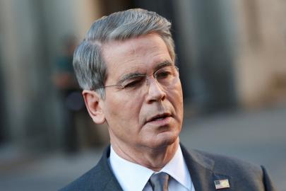 Trump Kabinesi'nde FED krizi, Hazine Bakanı "rahatsızım" dedi