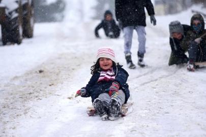 Ülke genelinde soğuk hava ve kar yağışı devam ediyor