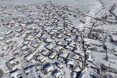 Uşak’ta kartpostallık kar manzaraları