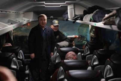 Vali Aydoğdu, yeni yıla polis uygulama noktasında girdi