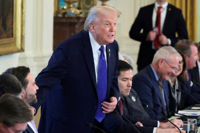 Venezuela-Grönland çıkışı. "Biz yapmasak Çin ve Rusya yapardı"