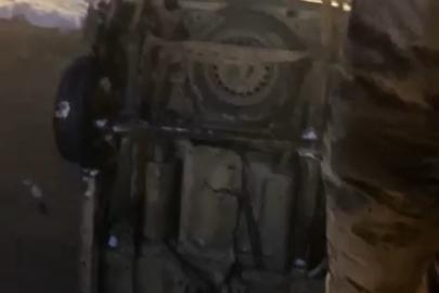 Yüksekova’da buzlanma nedeniyle köprüden düşen otomobildeki 4 kişi yaralandı